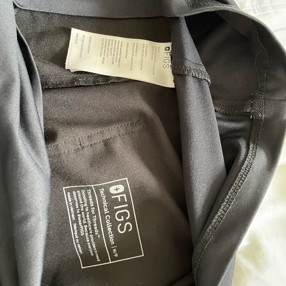 Figs Zamora Jogger Maternity Scrub Pant Medium Petite Black